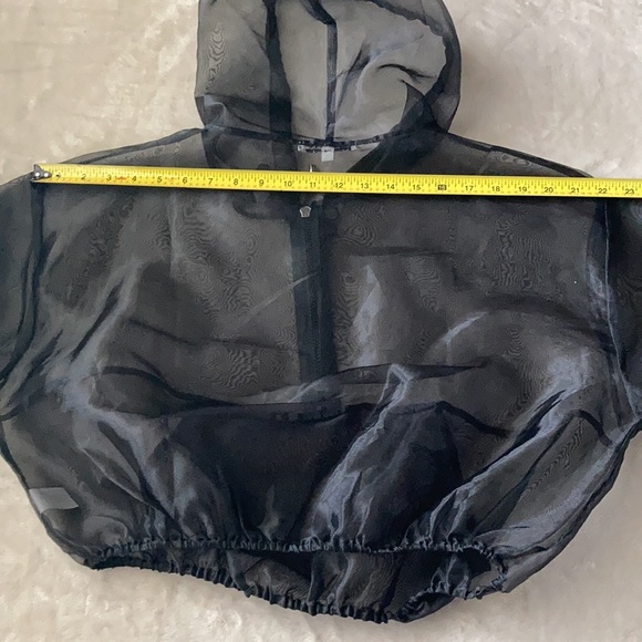 Like New!  Great looking  sheer, black hoodie top - Picture 10 of 10